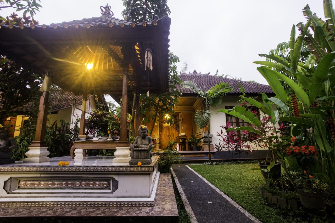 Gusti Kaler House Hotel Ubud Exterior foto