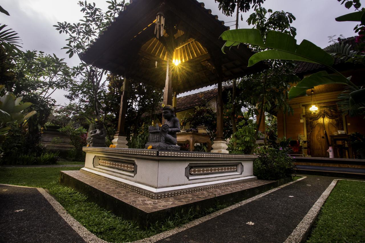 Gusti Kaler House Hotel Ubud Exterior foto